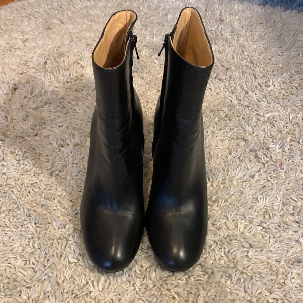 Frame EUC black leather ankle boots with thick textured clear heel Size 36